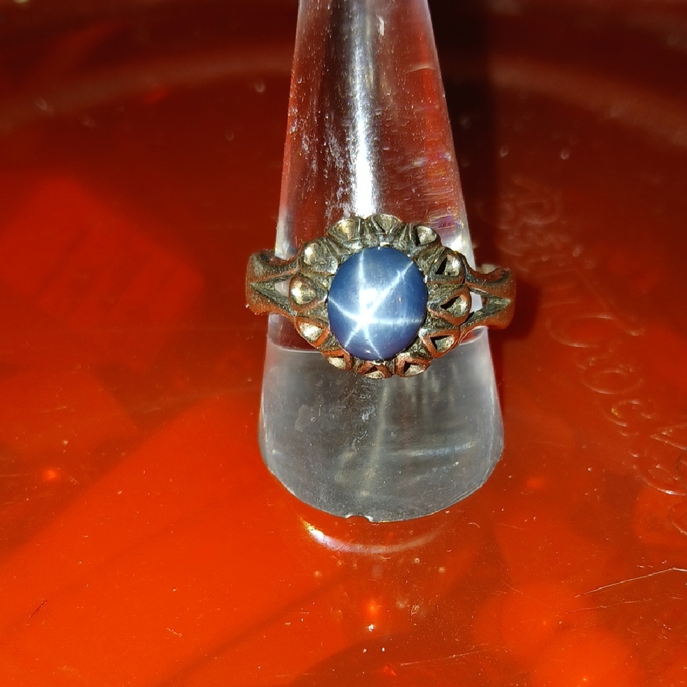 Elegant Sterling Silver Blue Star Sapphire Ring